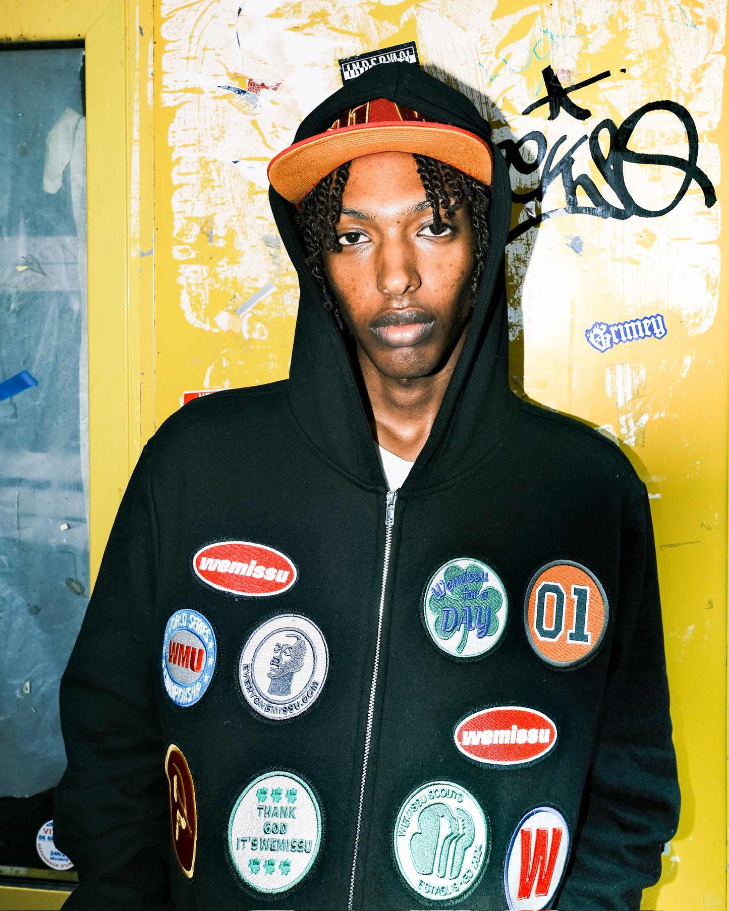 WEMISSU PATCH HOODIE